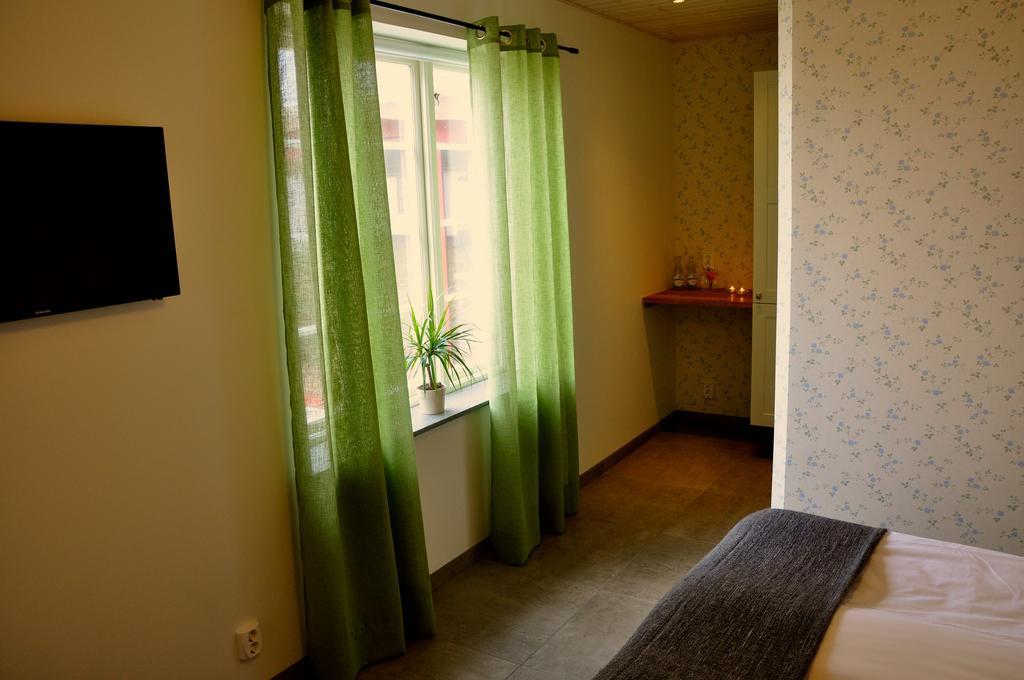 Nils Holgerssongarden Bed & Breakfast Skurup Oda fotoğraf